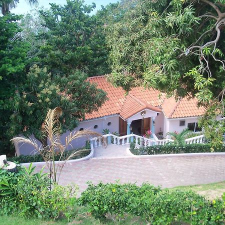 Tropical Lagoon Resort Port Antonio Exterior photo